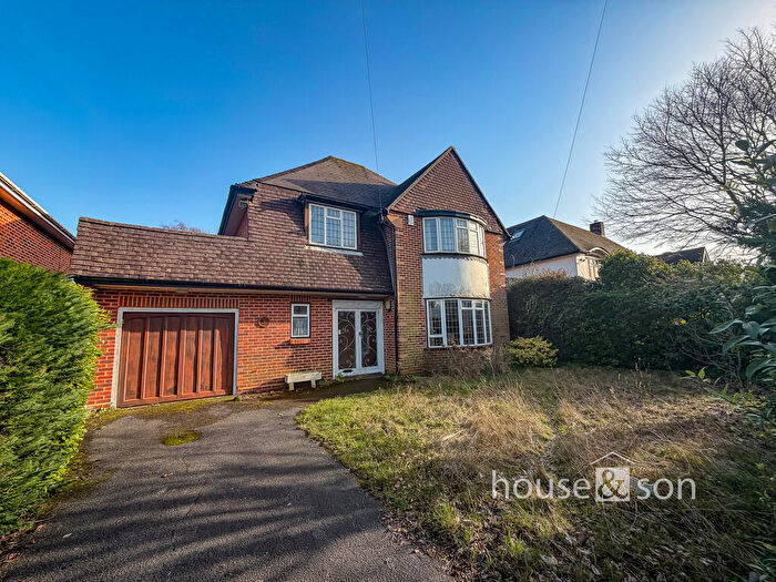 3 Bedroom Detached House For Sale In Huntly Road, Bournemouth, BH3