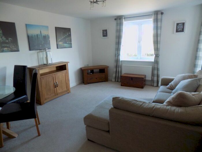 2 Bedroom Flat To Rent In Bellerphon Court, Copper Quarter, SA1
