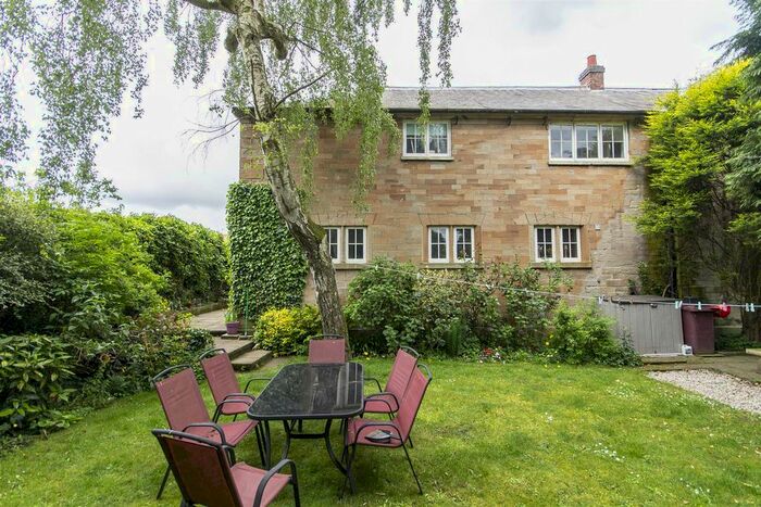 3 Bedroom Property For Sale In Hall Drive, Sutton Scarsdale, Chesterfield, S44