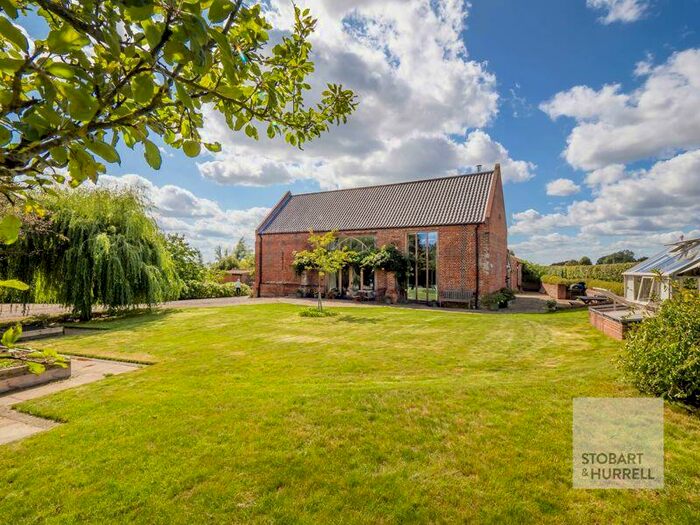 4 Bedroom Barn Conversion For Sale In The Old Barn, Limes Farm, Clint Street, Ludham, Norfolk, NR29