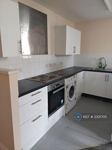 2 Bedroom Flat To Rent In Derby Road, Nottingham, NG7