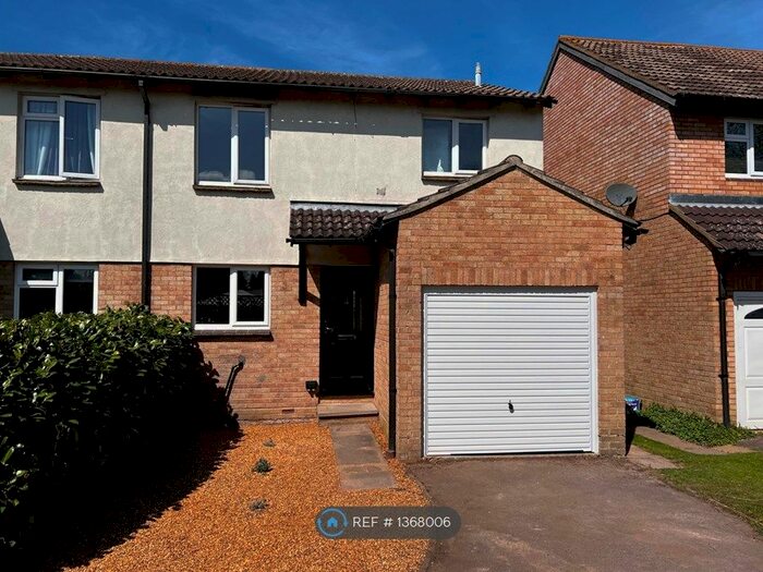 3 Bedroom Semi-Detached House To Rent In Page Close, Hampton, TW12