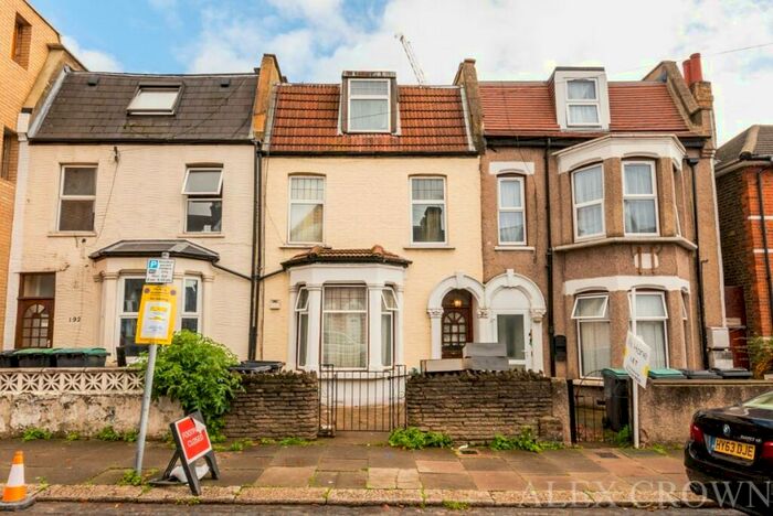7 Bedroom Terraced House To Rent In Harringay Road, Turnpike Lane, N15