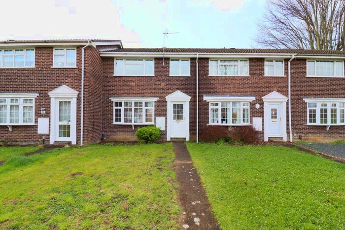 3 Bedroom Terraced House To Rent In Redpoll Way, Abbeydale, Gloucester, GL4