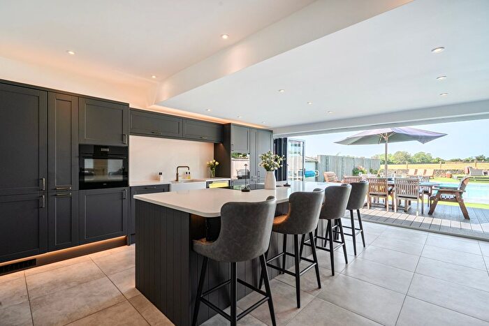 4 Bedroom Bungalow For Sale In Goatacre, SN11