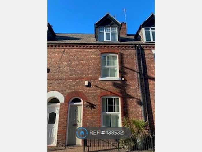 3 Bedroom Terraced House To Rent In George Leigh Street, Manchester, M4