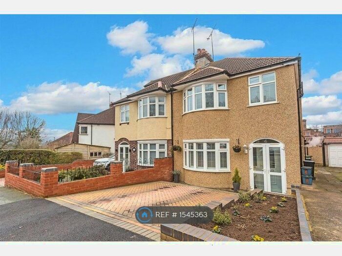 4 Bedroom Semi-Detached House To Rent In Ingham Road, South Croydon, CR2