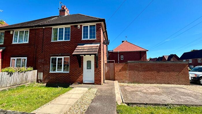 3 Bedroom Semi-Detached House To Rent In Crampton Avenue, Mansfield, NG18
