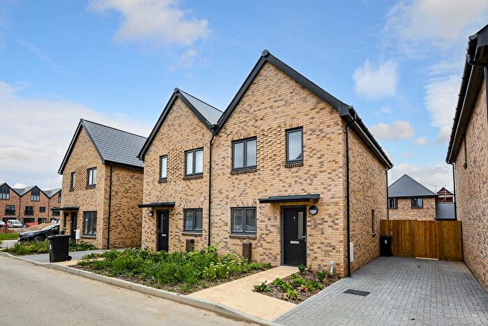 2 Bedroom Semi-detached House For Sale In Charles Square, Yapton, BN18