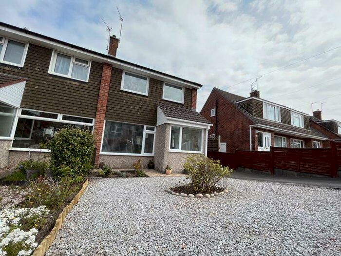 3 Bedroom Semi-Detached House To Rent In Moorland Drive, Plympton - Unfurnished Three Bedroom Semi Detached, PL7