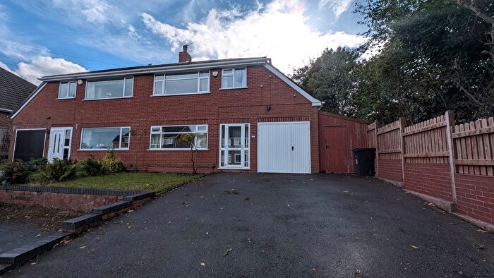 3 Bedroom Property To Rent In Breen Rydding Drive, Bilston, WV14