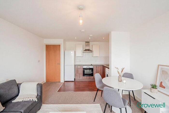2 Bedroom Apartment To Rent In Poplar House, Phoebe Street, Salford, M5