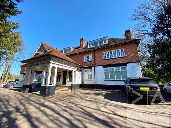 1 Bedroom Apartment To Rent In Downs Avenue, Epsom, KT18