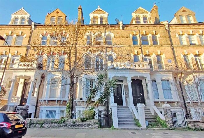 1 Bedroom Flat For Sale In Gunterstone Road, London, W14