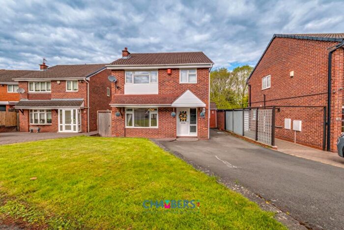 4 Bedroom Detached House For Sale In Kingsleigh Drive, Castle Bromwich, Birmingham, B36