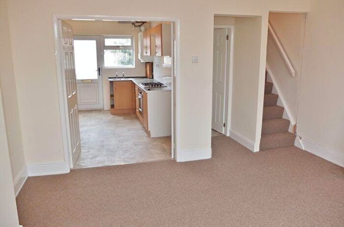 2 Bedroom Flat To Rent In Victoria Street, Shirebrook, Mansfield, Derbyshire, NG20
