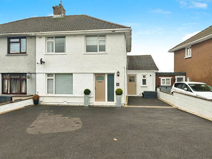 3 Bedroom Semi Detached House For Sale In Heol Las, Pencoed, Bridgend, CF35