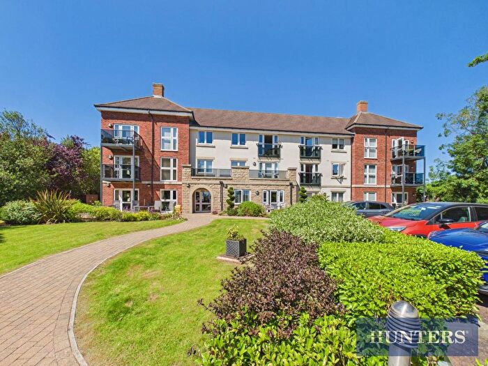 1 Bedroom Flat For Sale In Marton Gate, Bridlington, YO16
