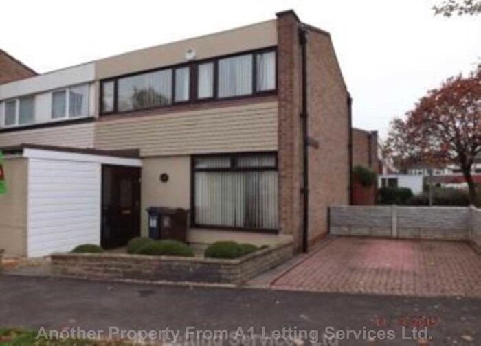 3 Bedroom Semi-Detached House To Rent In Bosworth Drive, Chelmsley Wood, B37