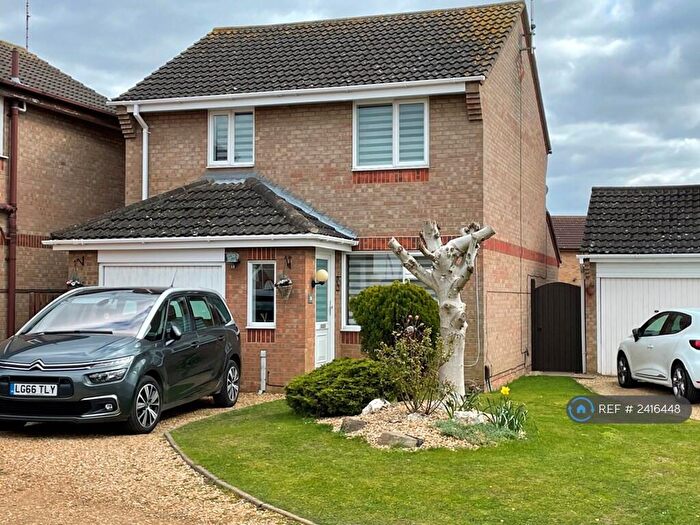 3 Bedroom Detached House To Rent In Caldbeck Close, Peterborough, PE4