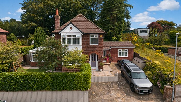 5 Bedroom Detached House For Sale In Westbrook Drive, Macclesfield, SK10