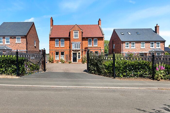 7 Bedroom Detached House For Sale In Grange Road, Geddington, NN14