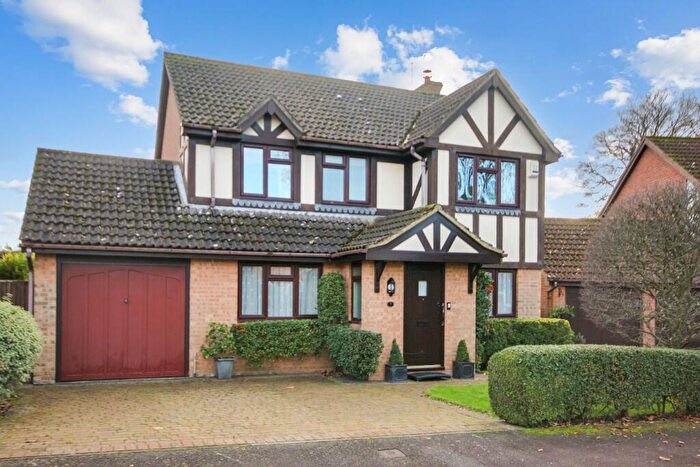 4 Bedroom Detached House For Sale In Dexter Drive, East Grinstead, West Sussex, RH19
