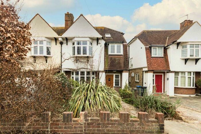 4 Bedroom Semi-Detached House To Rent In Raeburn Avenue, Surbiton, KT5