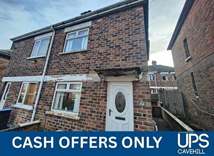 3 Bedroom Semi-Detached House For Sale In Dhu Varren Crescent, Belfast, BT13