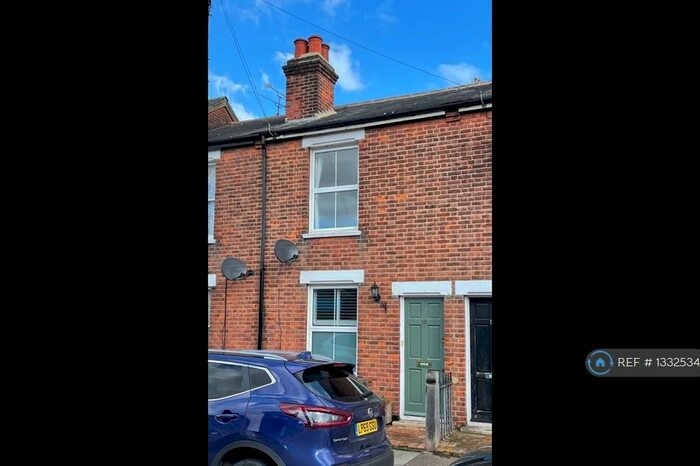 2 Bedroom Terraced House To Rent In Grove Road, Chelmsford, CM2