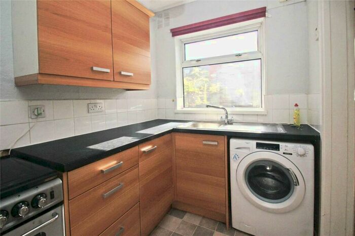 1 Bedroom Terraced House To Rent In Elsham Terrace, Burley, Leeds, LS4