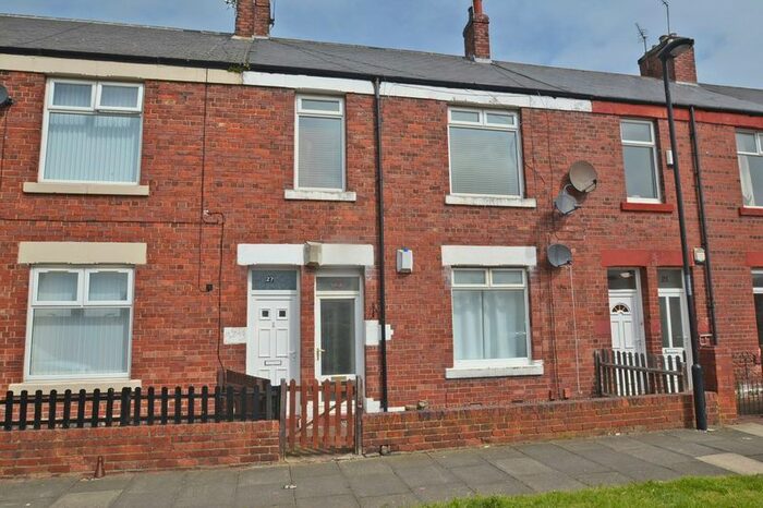 2 Bedroom Flat To Rent In Chirton Avenue, North Shields, NE29