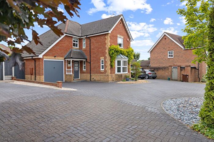 4 Bedroom Detached House For Sale In Clarence Drive, Camberley, GU15