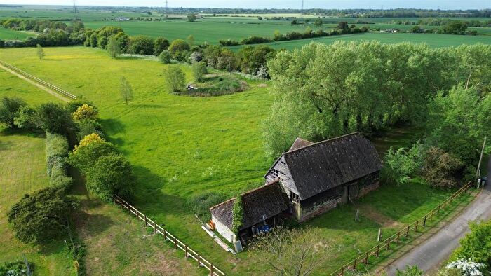 4 Bedroom Property For Sale In Barn, Bacons Chase, Bradwell-On-Sea, CM0