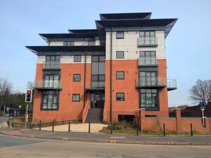 2 Bedroom Flat To Rent In Walsall Road, West Bromwich, West Midlands, B71