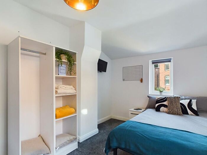 4 Bedroom Flat To Rent In Mildred Street, Salford, M7