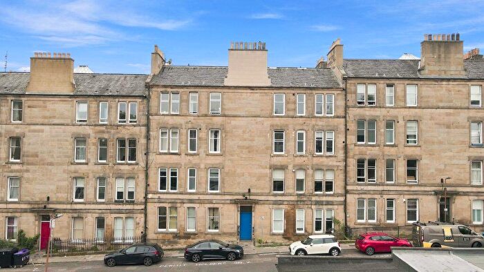 1 Bedroom Flat For Sale In , Comely Bank Row, Edinburgh, EH4