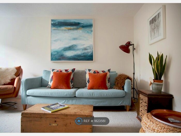 3 Bedroom End Of Terrace House To Rent In Park Road, Malmesbury, SN16