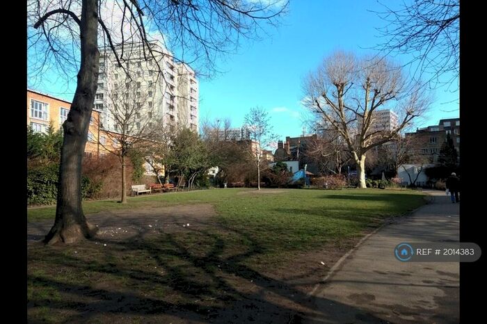 1 Bedroom Flat To Rent In Great Arthur House, Barbican, EC1Y