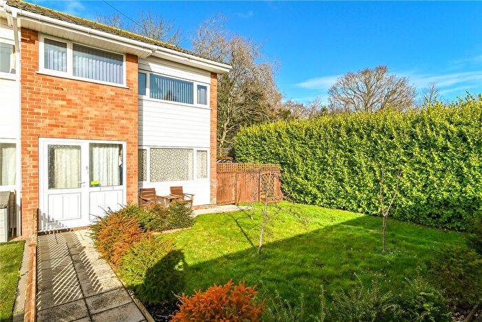 3 Bedroom End Terrace House For Sale In Moore Close, New Milton, Hampshire, BH25
