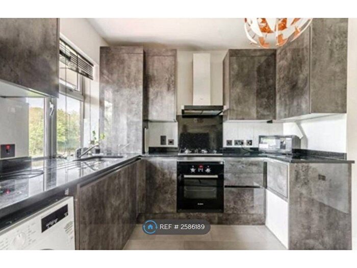 2 Bedroom Flat To Rent In Ruislip Road East, London, W7
