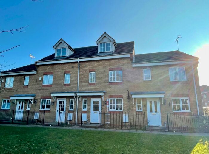 4 Bedroom House To Rent In Hampton Hargate, Peterborough, PE7