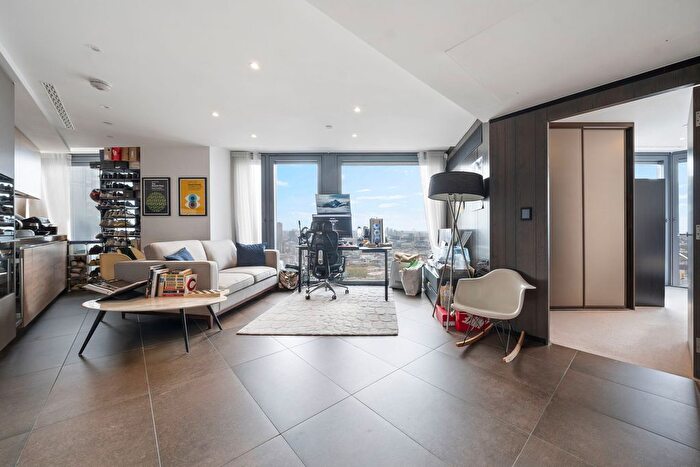 1 Bedroom Flat To Rent In Chronicle Tower, B City Road London, EC1V