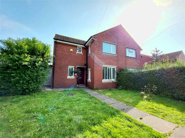 3 Bedroom Semi-Detached House To Rent In Westmorland Avenue, Ashton-under-Lyne, Greater Manchester, OL7