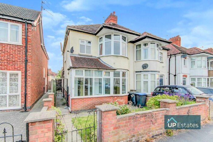 3 Bedroom Semi-Detached House To Rent In Thirlmere Road, Hinckley, LE10