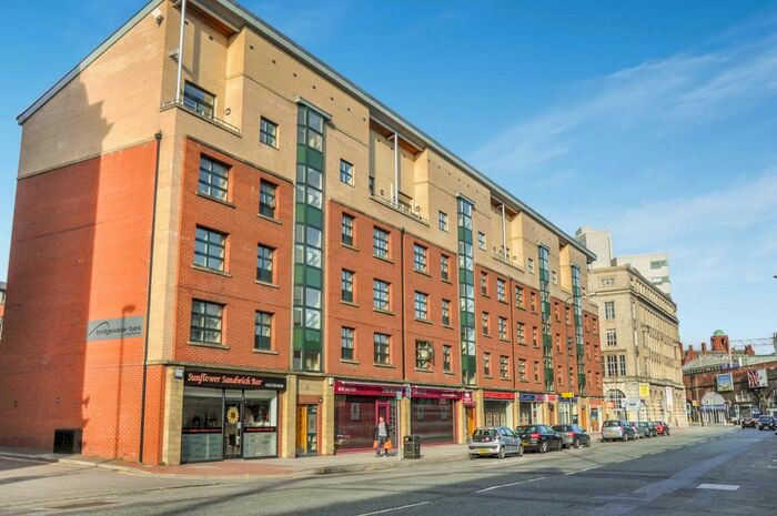 2 Bedroom Flat To Rent In Whitworth Street West, Southern Gateway, Manchester, M1