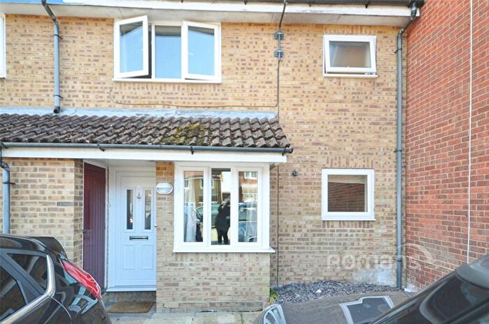 1 Bedroom House To Rent In Chantry Mews, Basingstoke, RG22