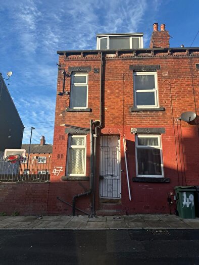 2 Bedroom Terraced House To Rent In Glensdale Grove, Leeds, West Yorkshire, LS9