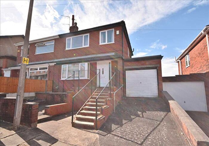 3 Bedroom Semi-Detached House For Sale In Egerton Grove, Chorley, PR7