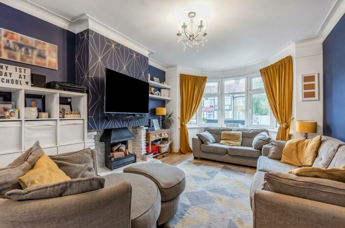 3 Bedroom Terraced House To Rent In Silver Lane West Wickham, BR4